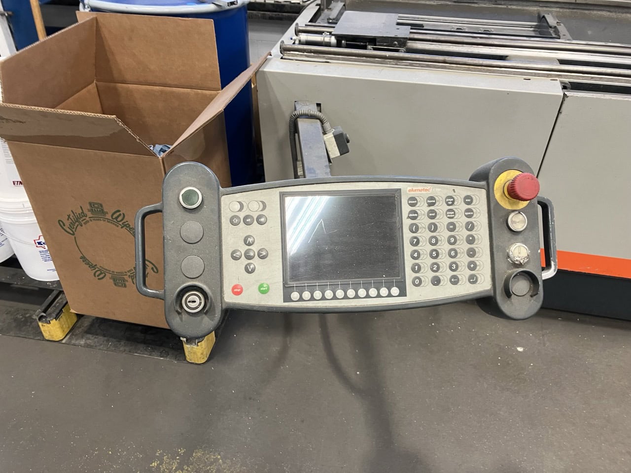 Elumatec #SBZ-122, Profile Machining Center, 164.4" X, 40.9" Y, 21.3" Z, 6000 RPM, 400 V., 4 tool, 4 clamp - Image 3