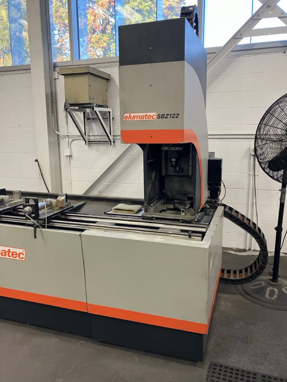 Elumatec #SBZ-122, Profile Machining Center, 164.4" X, 40.9" Y, 21.3" Z, 6000 RPM, 400 V., 4 tool, 4 clamp - Image 8