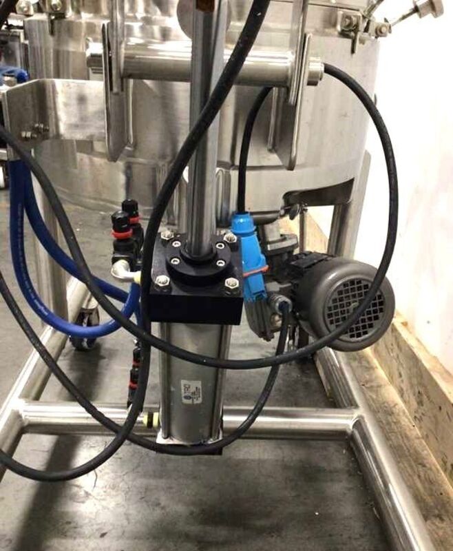 15 gallon Lee, sanitary Stainless Steel reactor / fermenter, 100 psi @ 338&deg;F, portable on wheels - Image 10