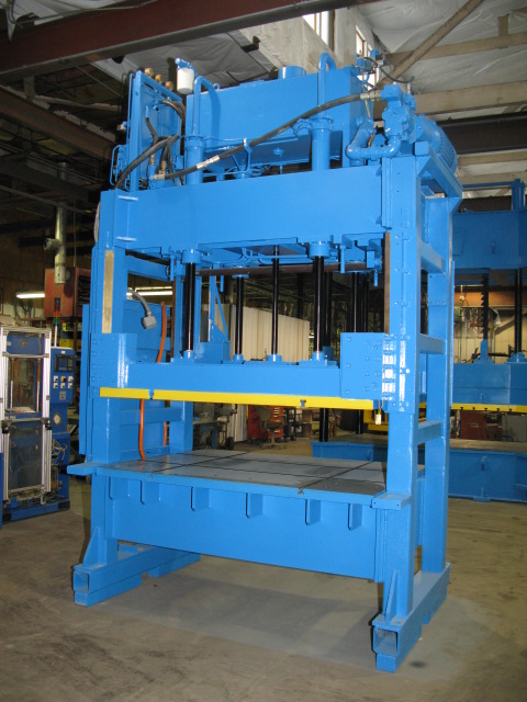 57 Ton, Down-acting, 72" LR x 55" FB, 39" daylight, 24" stroke, frame style, gear & rack guides, #2285 - Image 3