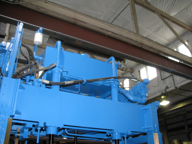 57 Ton, Down-acting, 72" LR x 55" FB, 39" daylight, 24" stroke, frame style, gear & rack guides, #2285 - Image 5