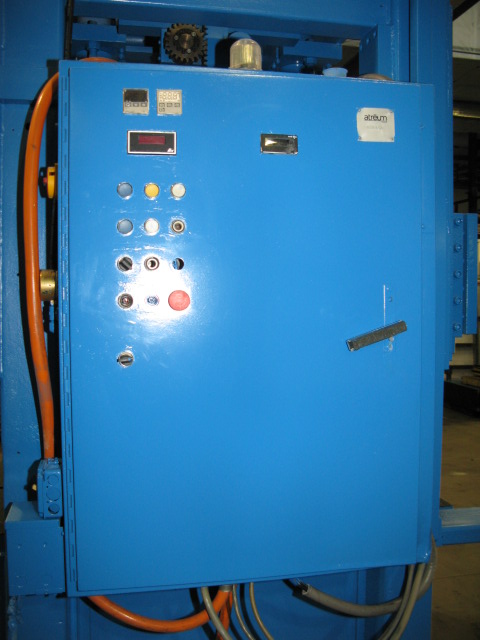 57 Ton, Down-acting, 72" LR x 55" FB, 39" daylight, 24" stroke, frame style, gear & rack guides, #2285 - Image 7