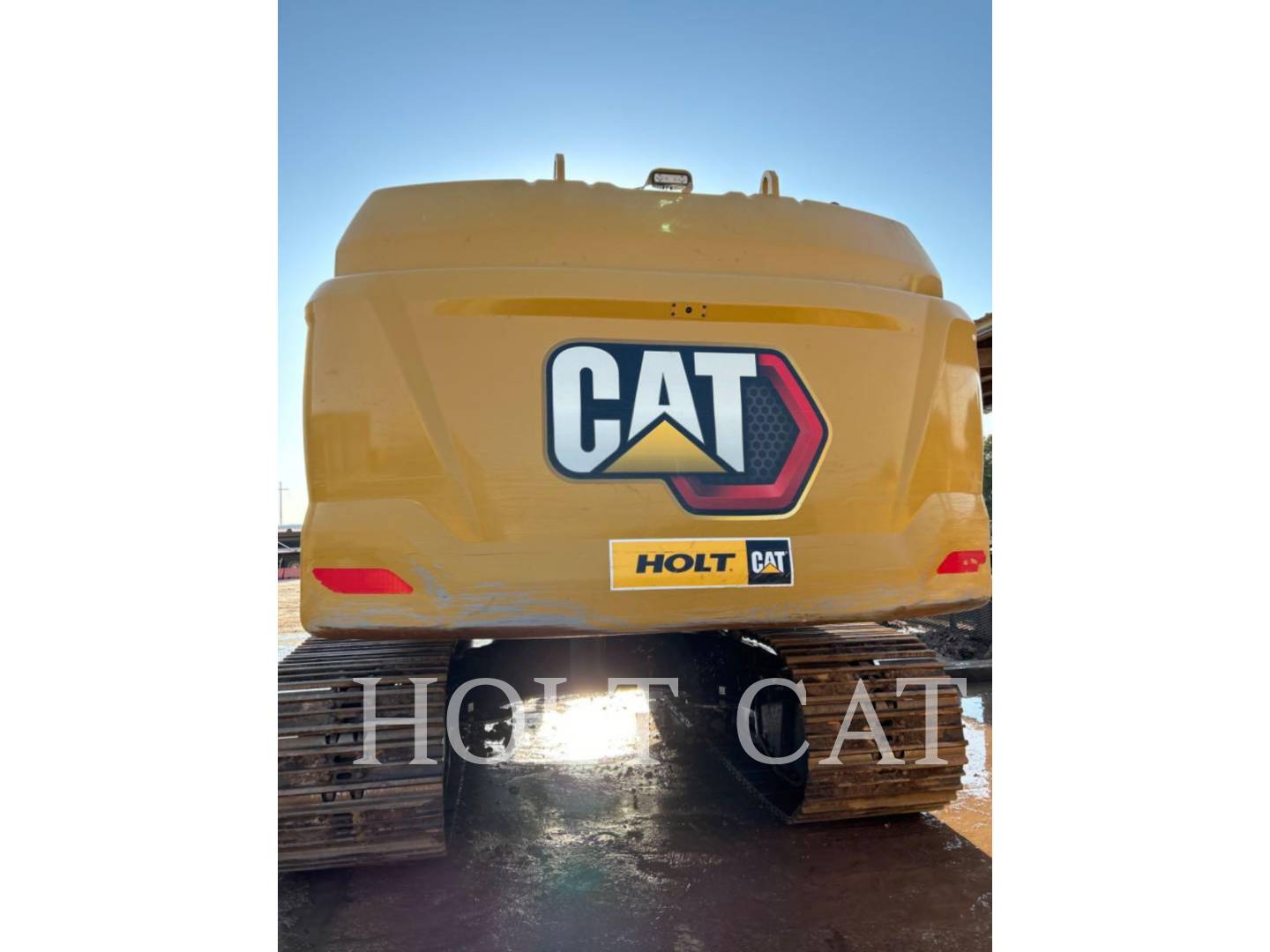 Caterpillar 352 11, Crawler Excavator, 3602 hours, S/N: KXH00323, 2023 - Image 4