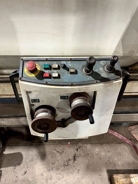 Romi #C-620/2000, CNC lathe, 24.4" swing, 78.74" length, 33.5 HP, 1800 RPM, Siemens Control, 2010 - Image 5