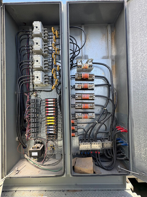 400 Ton, Trane #RTAA, air cooled chiller, 460 V., 60 Hz, 3-ph, great condition - Image 5