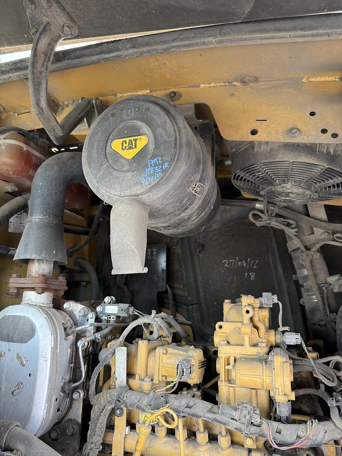 Caterpillar #914K, compact wheel loader - Image 9