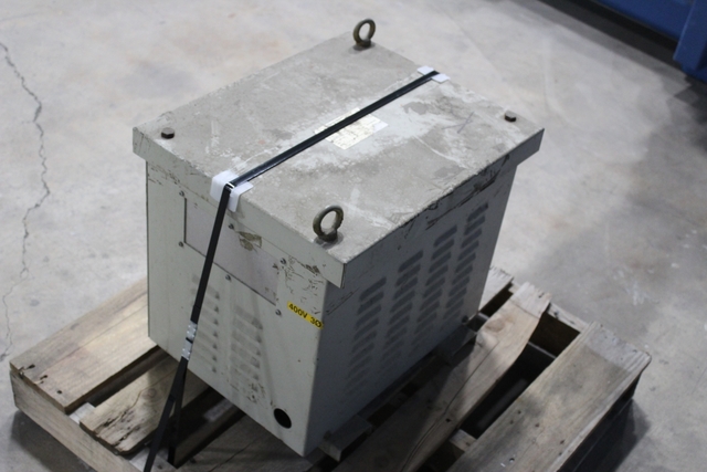 60 KVA 460 Primary, 400 Secondary, Busto Garolfo, Auto Transformer, 1998 - Image 3