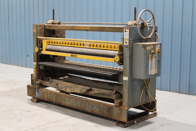 Black Brothers #775, Glue Spreader, 68" Width capacity, 4.5" max Opening, 7.75" Applicator Roll, 2 HP, 480 V - Image 2