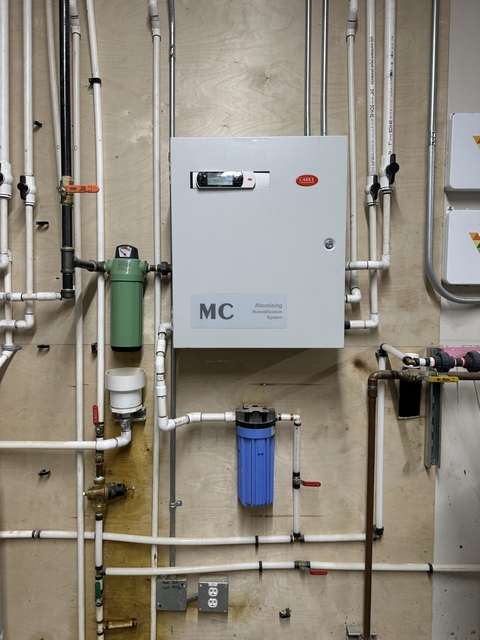 Carel #MC, Atomizing Humidification System, (47) Room Atomisation Nozzles, up to 500 lbs/hr Modulating - Image 1