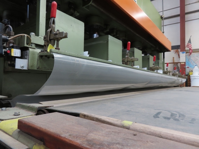 Sennerskov #GLP-12651, Hot Press, 5' x 10' Platen Size, 80 kW - Image 4