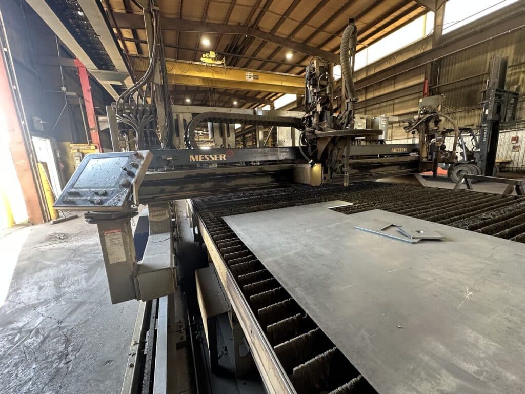 Messer #MPC2012, Dual Head Precision Plasma Beveling Cutting System, Slagger Type, 2.5" Cut capacity, 12' x - Image 4