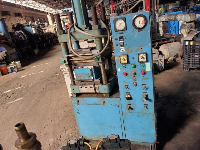 75 Ton, Wabash, Transfer Press, 4-Post, 7/18" Stroke, 15" x 15" Platens - Image 1