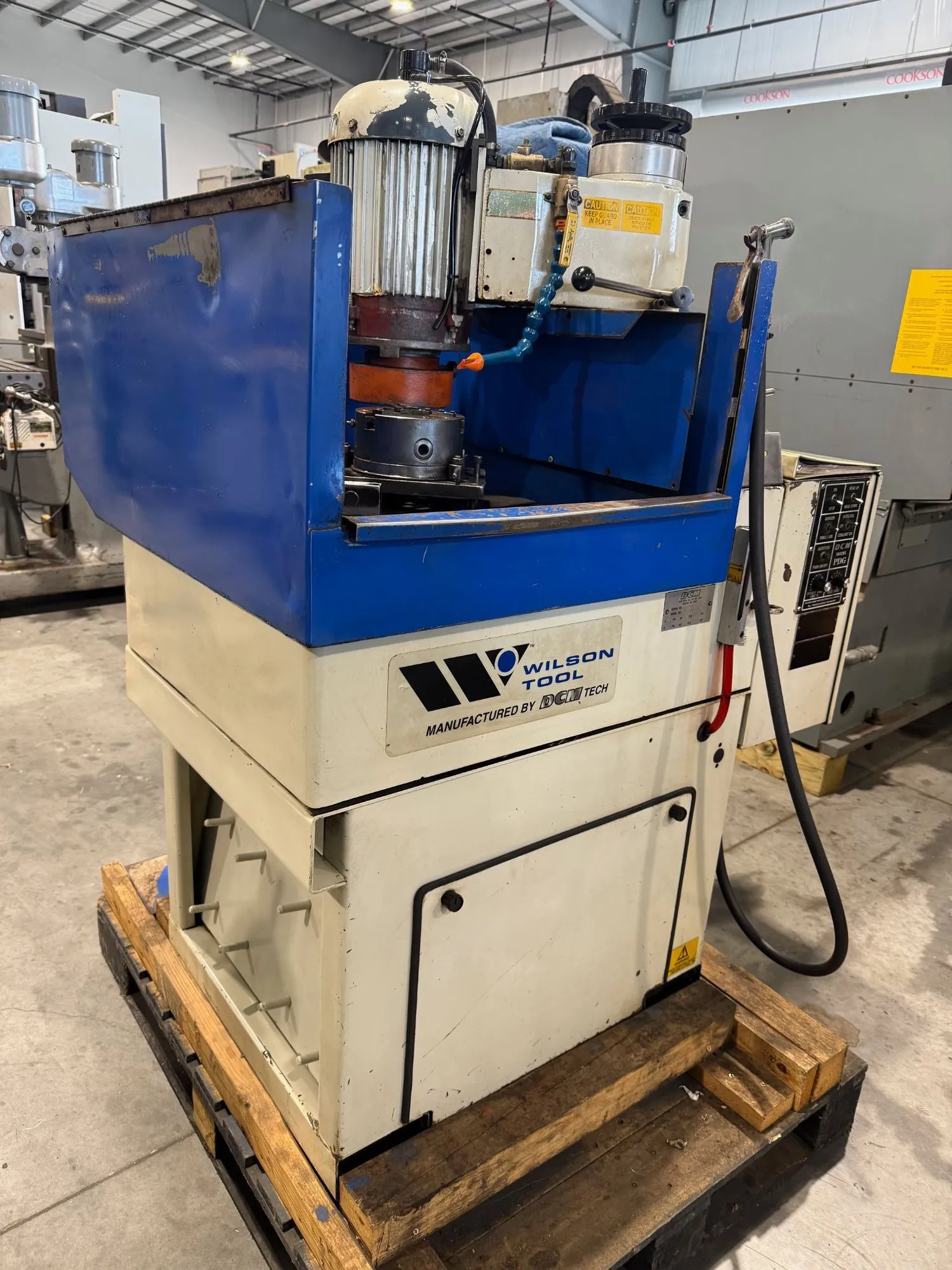 DCM Wilson Tool #PDG-5-3, automatic rotary surface grinder, 18" table diameter, 6" 3-jaw chuck - Image 3