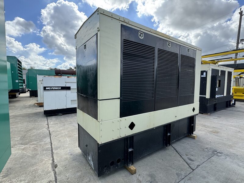 400 KW Detroit Diesel #JUREOZD, diesel generator set, 277/480 Volts, 3-phase, 751 hours, 635 HP @ 1800 RPM - Image 2