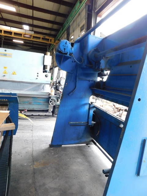 55 Ton, Chicago #68B-L12900, press brake, 8' overall - Image 4