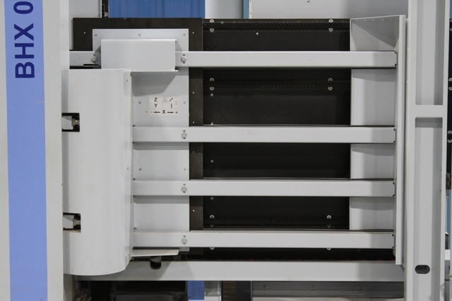 Weeke #Optimat-BHX050, Vertical CNC Machining Center, 98" x 33.5" x 2.3" max Workpiece Size, 5 kW, 230 V - Image 5