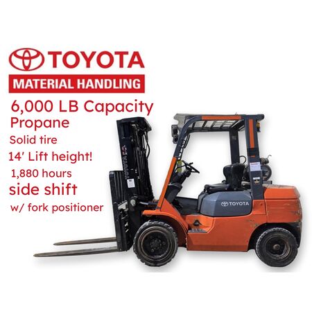 6000 lb. Toyota #7FGU30, Forklift, Pneumatic Tire, Propane, 24