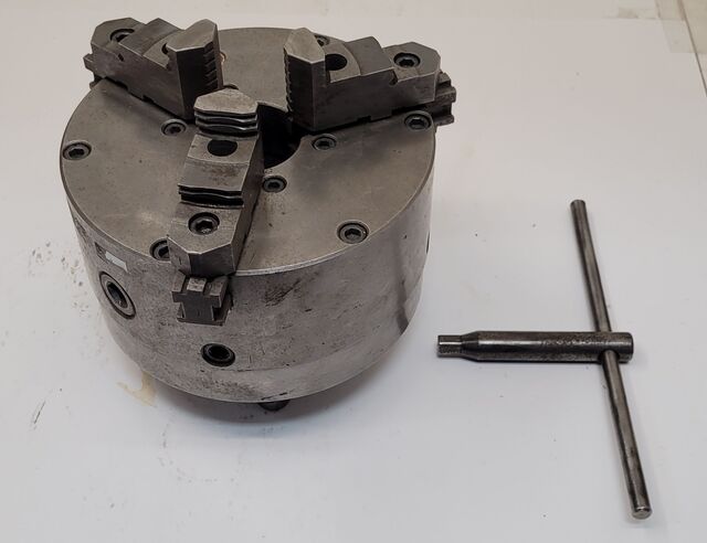 8" BTC, self-centering manual lathe chuck, 3-jaw, 2-1/4" hole, D1-6 mount - Image 9