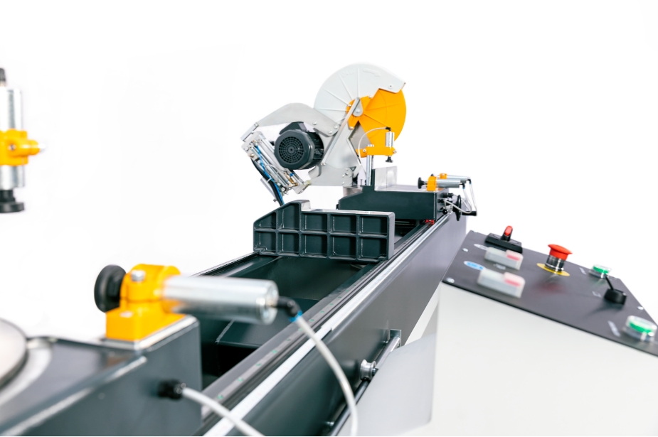 Atech #Norma-02-SA, Semi-Automatic Double Head Miter Saw, 16" blade, 3400 RPM, 3 HP, digital read out, New - Image 4