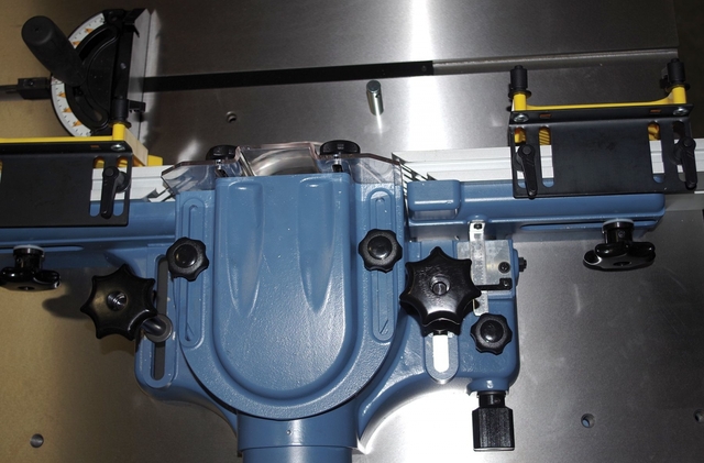 Oliver #10047.001, Shaper, 3HP, 1Ph, 1-1/4" spindle diameter, 6-1/4" table opening, 32" x 26" table, New - Image 5