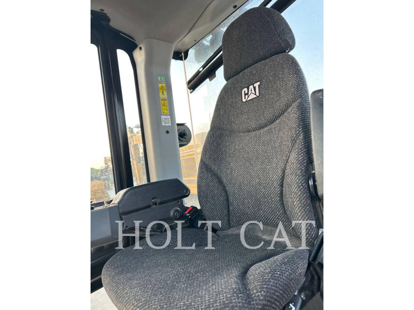 Caterpillar CS56B CAB, Vibratory Single Drum Asphalt, 2276 hours, S/N: S5602075, 2024 - Image 7