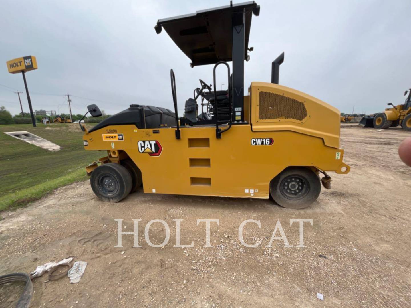 Caterpillar CW16, Vibratory Single Drum Asphalt, 254 hours, S/N: TL500849, 2024 - Image 1