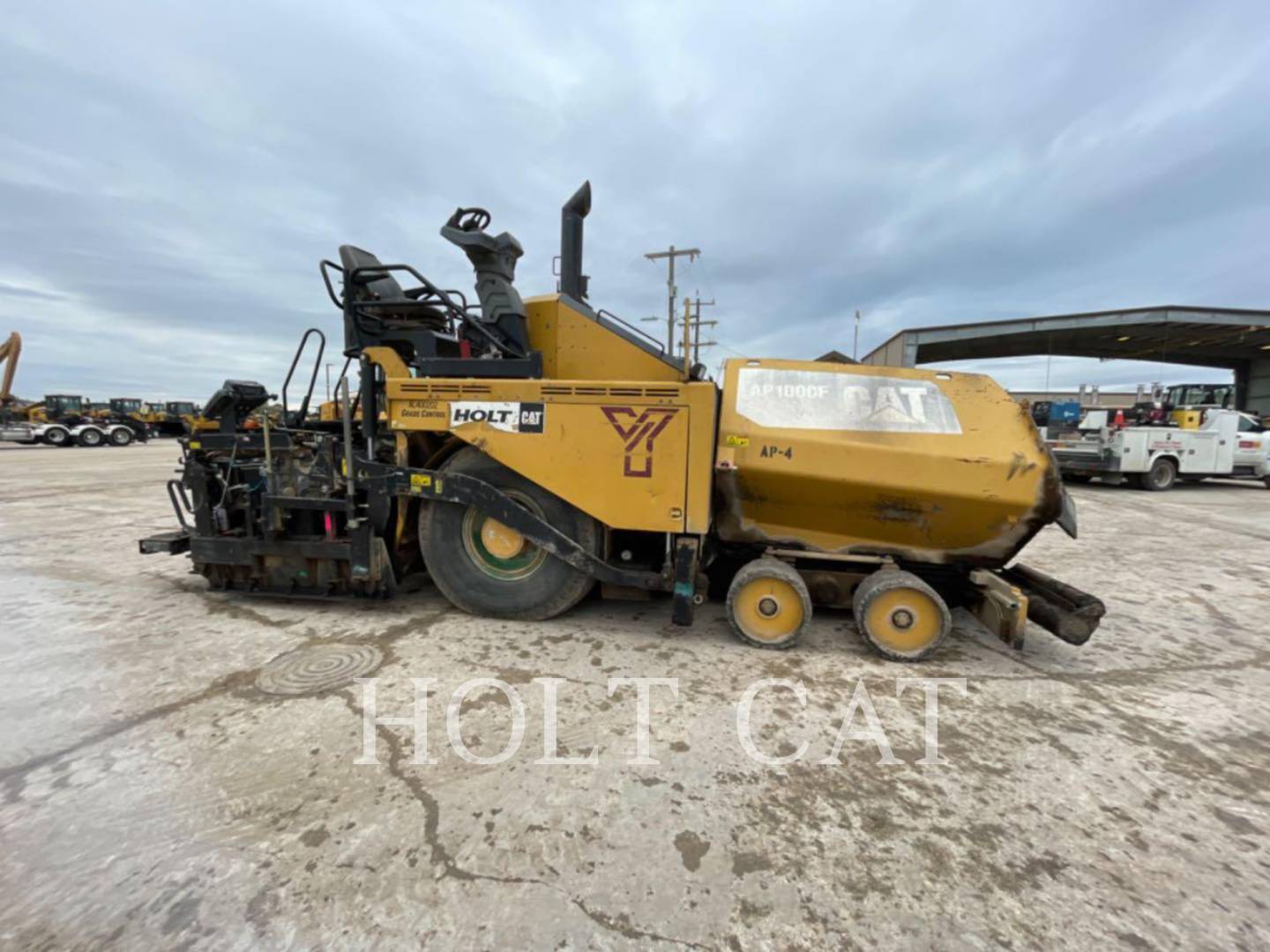 Caterpillar AP1000F, Vibratory Single Drum Asphalt, 8827 hours, S/N: AC400202, 2016 - Image 2