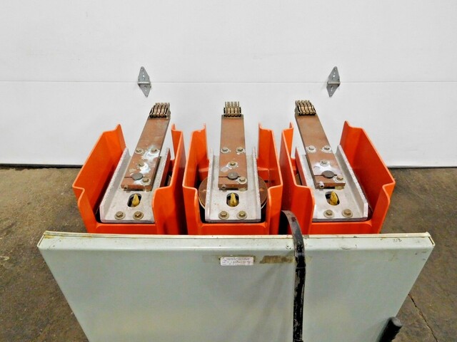 1200 Amps, General Electric, VB-7.2-500-3, Power VAC Circuit Breaker, 8.25 KV, 125 VDC - Image 7