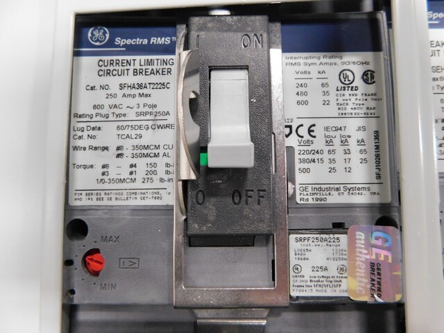 400 Amp. General Electric Spectra Series, Panelboard, 480Y/277 Volts, 3 phase, 4 W, 5 breakers - Image 7