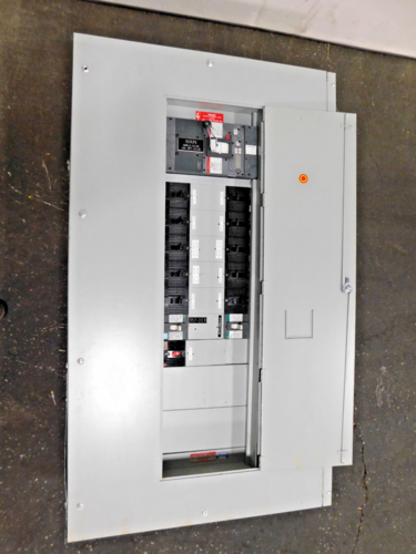 1200 Amp. General Electric CCB/-2, Panelboard, 208/120 V, 3 phase, 4 W, 14 breakers - Image 3