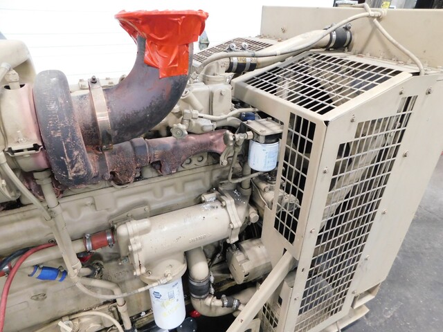 215 KW Cummins #440FDR7012, Standby Diesel Power Generator Set, 480/277 Volts, 1800 RPM, 264 KVA, 323A - Image 9