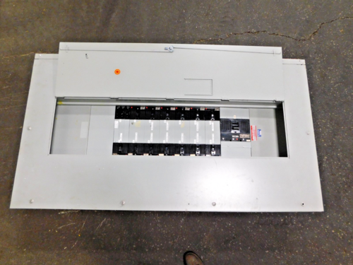 600 Amp. General Electric CCB-2, Panelboard, 208/120 V, 3 phase, 4 W, 17 breakers - Image 3