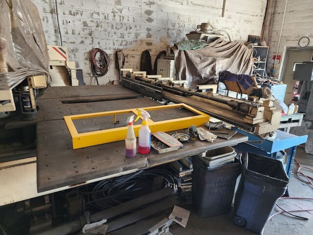 30 Ton, Strippit #FC-1250-MH, Punch Press, FOR PARTS, 42 station turret, 50" throat, roller ball table - Image 2