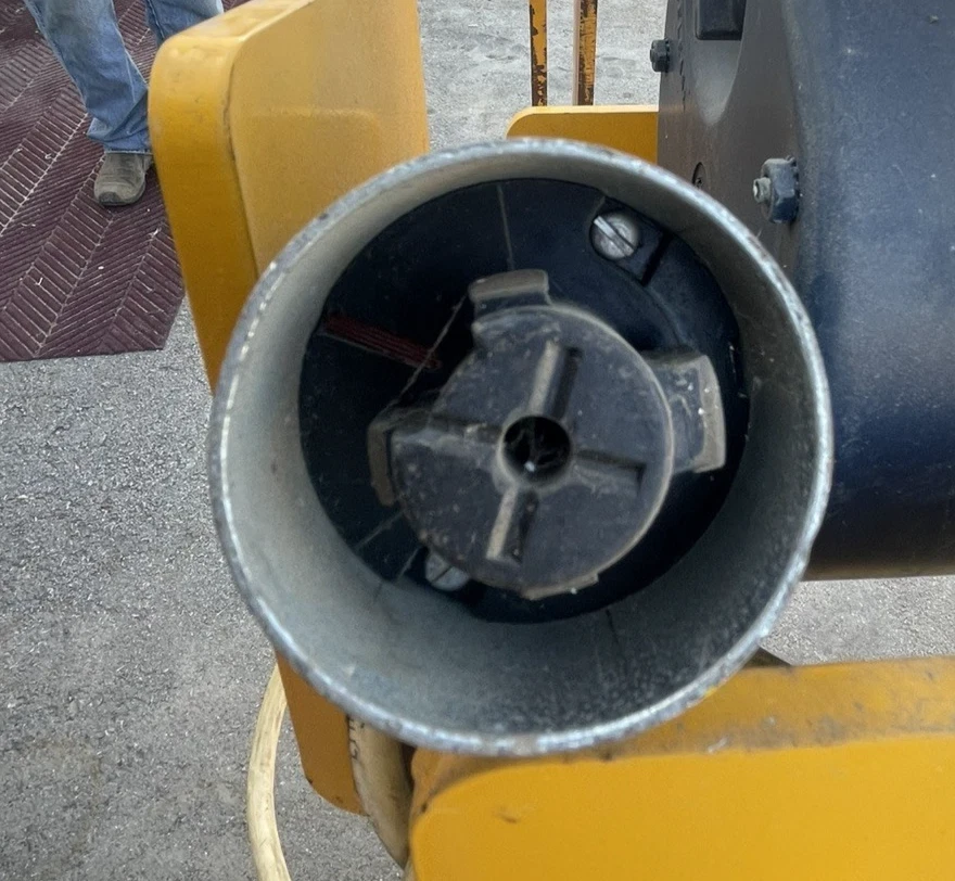 10000 lb. C-F Lifters, motorized 5 ton sheet lifter - Image 4