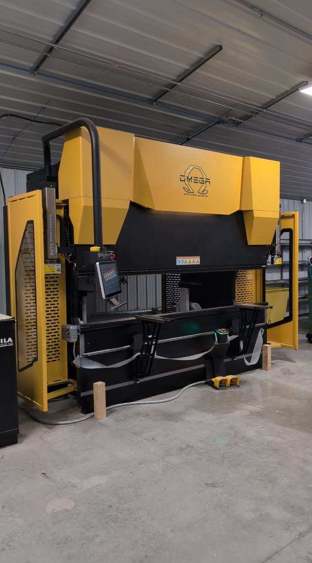 160 Ton, Omega Design #PRCB-30160, Hydraulic Press Brake, 10' overall, 280mm stroke, ESA Control, 400V., 6 - Image 2