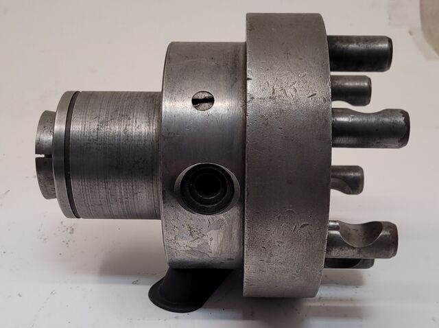 Cushman Collet Chuck - Ref No 215 - Image 9
