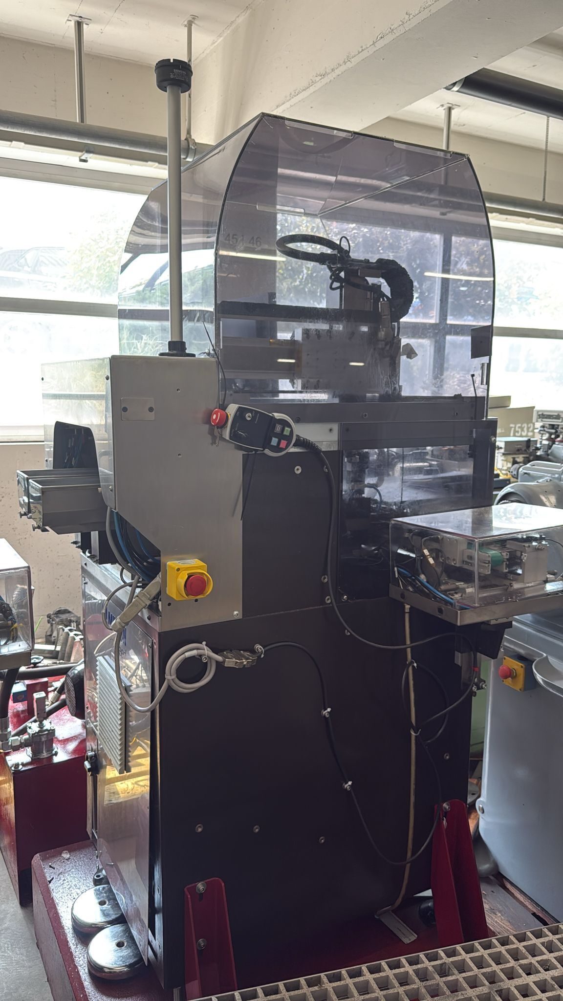 Mikron #Multistar-CX-24/1500" R, (2) Micron G05 Polyfeed loaders, 24 station, 2010 - Image 7