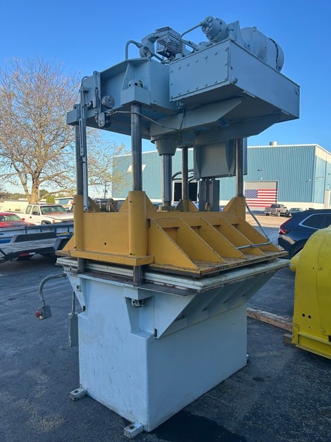 50 Ton, Dake #27-125, hydraulic press, 16" stroke, 16" daylight, 53" x 36" bed, reconditioned - Image 2