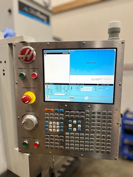 Haas #ST-20, CNC lathe, 31.7" swing, 8" chuck, 2" bar, 20 HP, 4000 RPM, chip conveyor, 2013 - Image 3