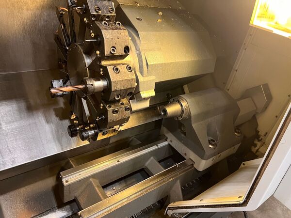 Haas #ST-20, CNC lathe, 31.7" swing, 8" chuck, 2" bar, 20 HP, 4000 RPM, chip conveyor, 2013 - Image 7