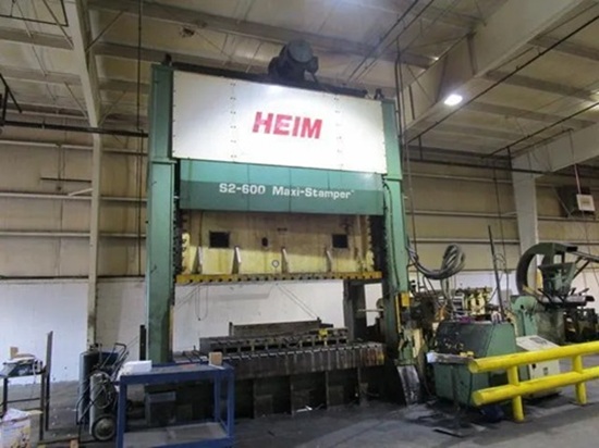 600 Ton, Heim #Maxi DStamper press, 14" stroke, 50" Shut Height, 12" adjustment, 144" x 60" bed, 20-40 SPM - Image 1