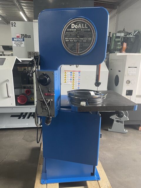 Do All #16-SFP, Vertical Band Saw, 16" throat, 30-3000 FPM, 120" blade, 1 HP, 3ph, 24" x 24" table - Image 2