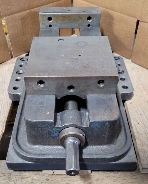 Kurt #D60-001654, 6" Machinist Vise - Image 6