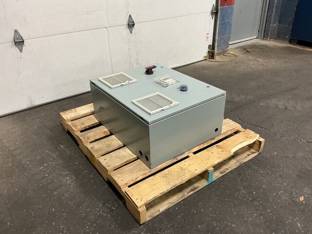 15 HP ABB, ACH550-UH-023A-4, VFD drive cabinet, 23 amp, 480 Volts - Image 3