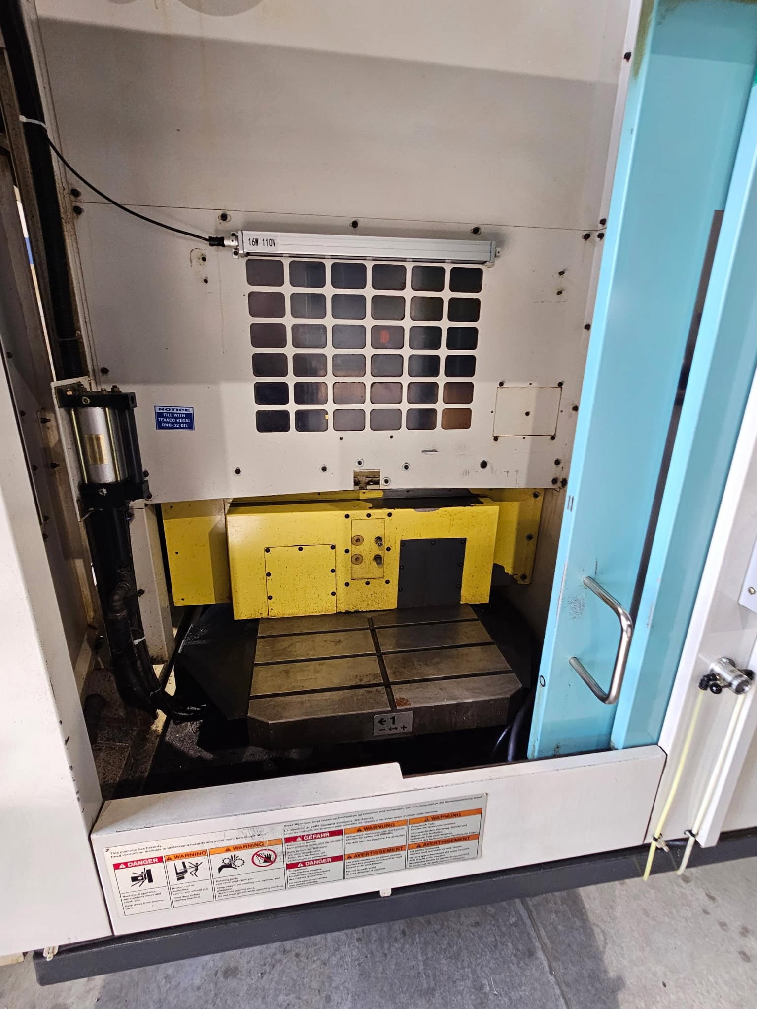 Brother #TC-32A, 4-Axis vertical machining center, 17.7" X, 12.6" Y, 16.1" Z, 12000 RPM, 7.5/10 HP, 26 - Image 2