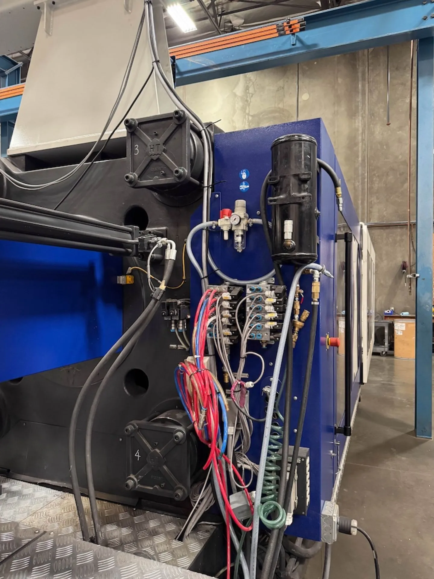 899 Ton, 95.98 oz., Haitian #MA8000II-6800, horizontal plastic injection molder, 39.37" x 39.37" tie bar - Image 8