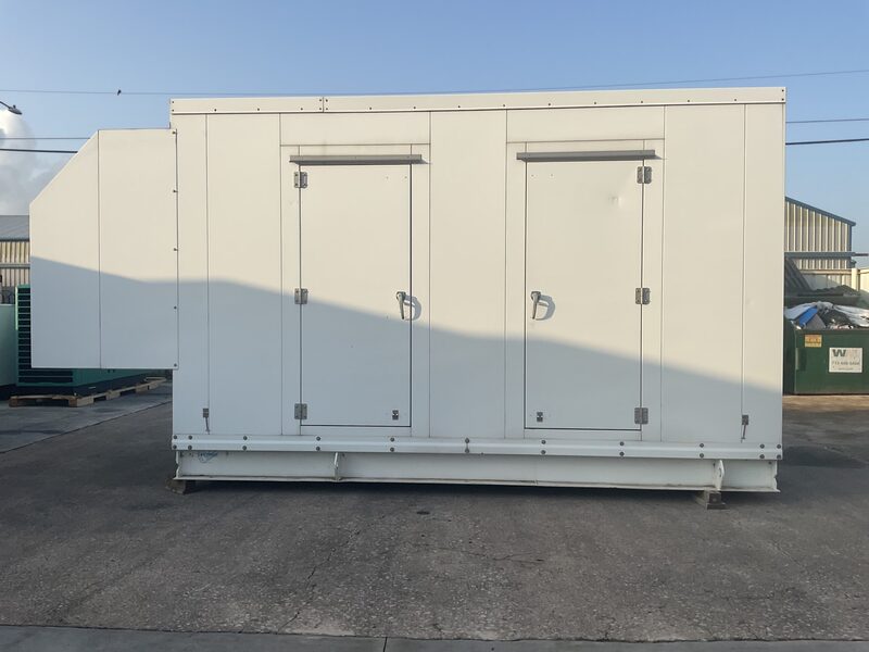 250 KW Cummins, Natural gas generator set, 277/480 Volts, 3-phase, 1800 RPM, GTA855 engine, sound attenuated - Image 4