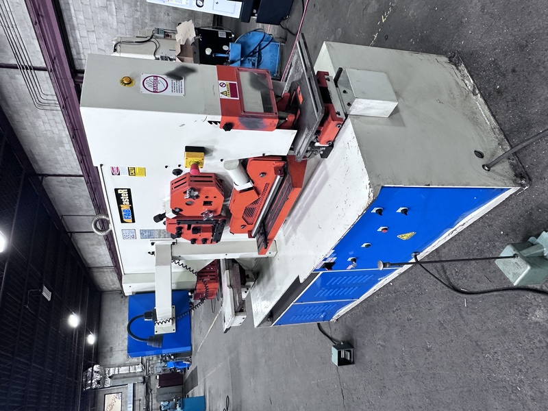 6" x 6" x 1/3" Fabmaster #IWNC-110SD, CNC hydraulic ironworker, 110 ton, dual foot pedals, 2011 - Image 7