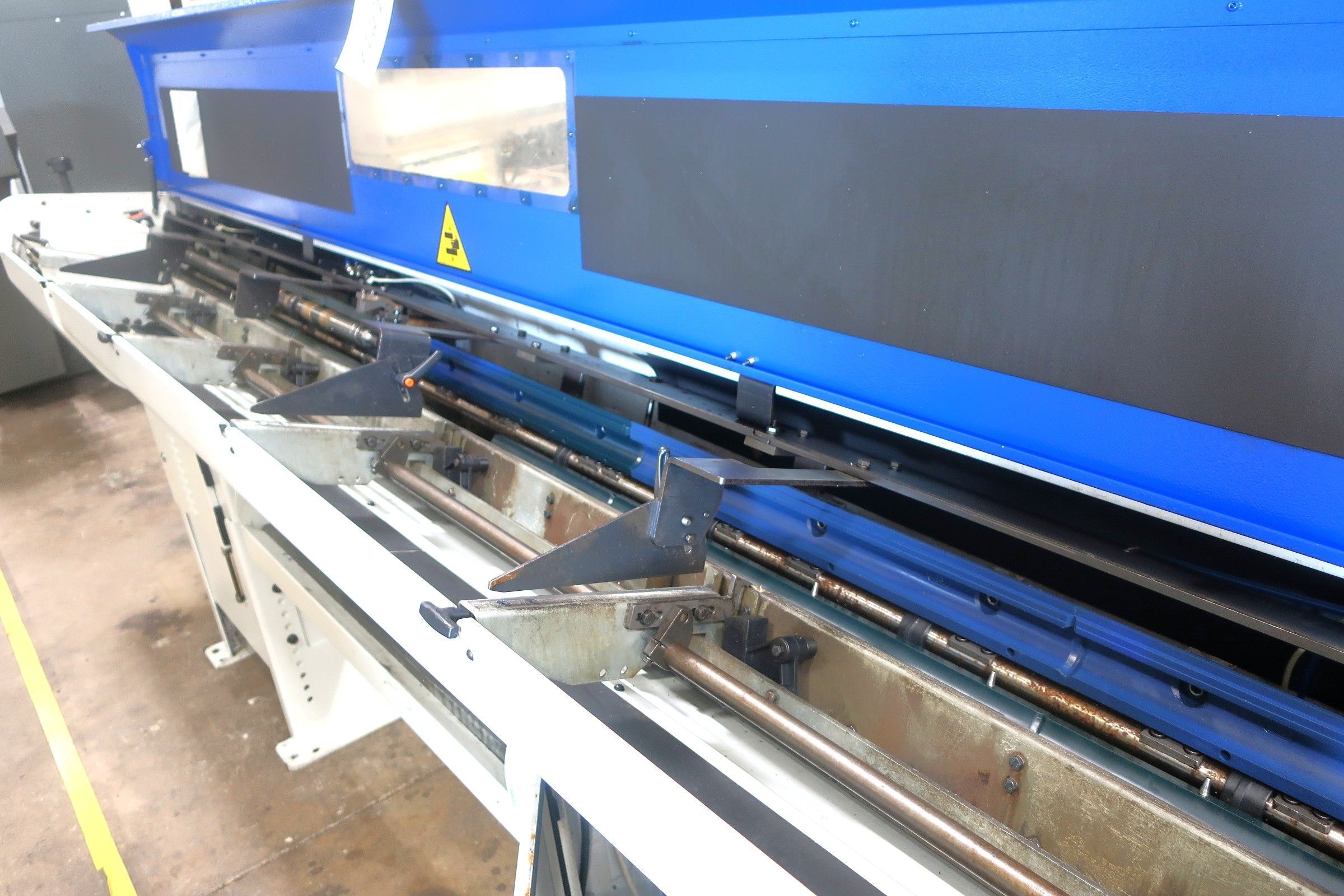 Iemca #Boss-545E, bar feeder, 3-16" to 1-5/8" barstock diameter, 125.9" barstock length, 2006 - Image 3