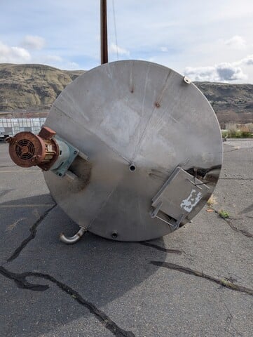 2250 gallon Stainless steel tank, Lightin agitated, cone bottom, 80" x 96" - Image 2